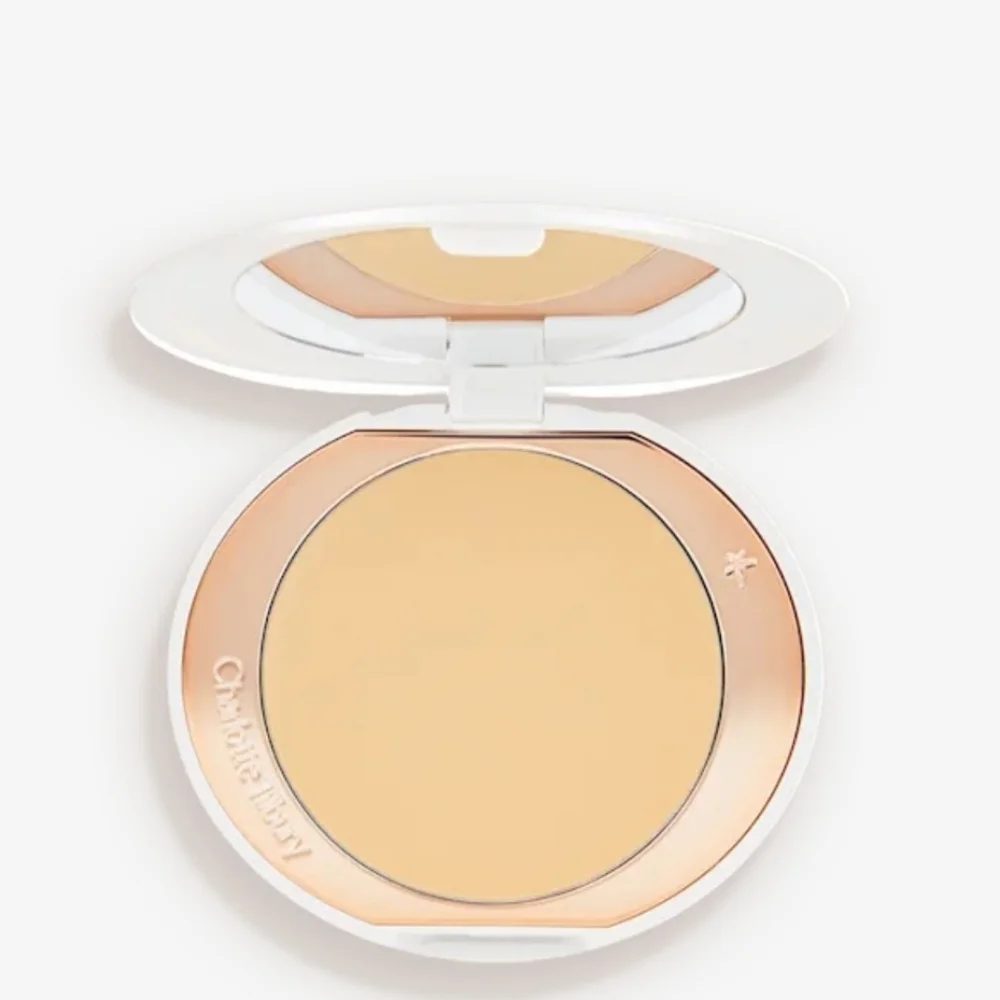 NIB $49 Charlotte Tilbury AIRBRUSH BRIGHTENING FLAWLESS FINISHTAN Tan/deep